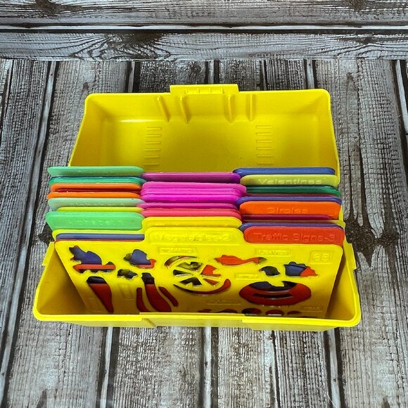 Vintage 1989 Set of 28 Highlights Stencil Factory Variety Stencil Cards Box - Picture 1 of 9